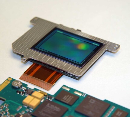 私たちは、対応するソフトウエア、光学製品、照明および機器を揃えたデジタル画像システムを提供します。